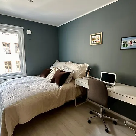 Διαμέρισμα - Two Bedroom With Stylish Interior - Free Parking - *