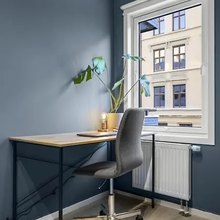 Central - Two Bedroom With Stylish Interior - Free Parking - * Oslo